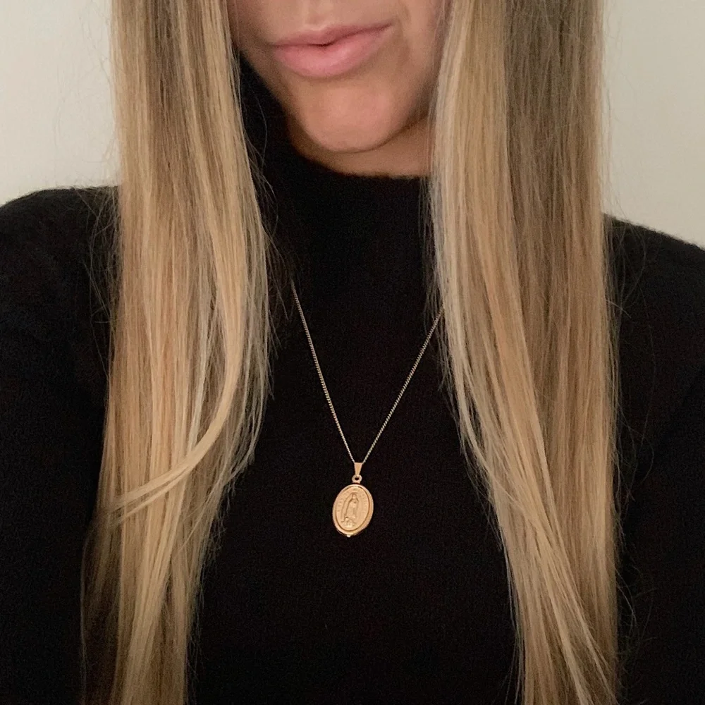 Virgin Mary Necklace | 18k Gold Filled - Picture 2 of 7